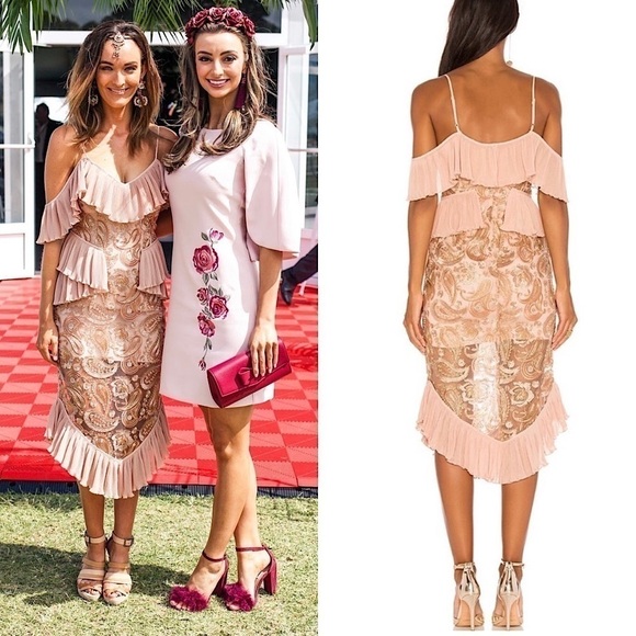 ALICE MCCALL 70s Off Shoulder Ruffle Metallic Paisley Embroidered Midi Dress 6 - Picture 8 of 16